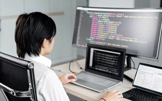 如东 ,php声明和调用变量的符号是什么？